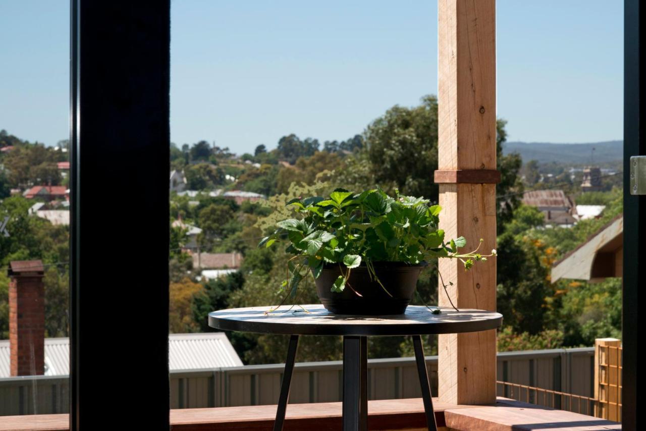 52Views Castlemaine Apartment Exterior photo